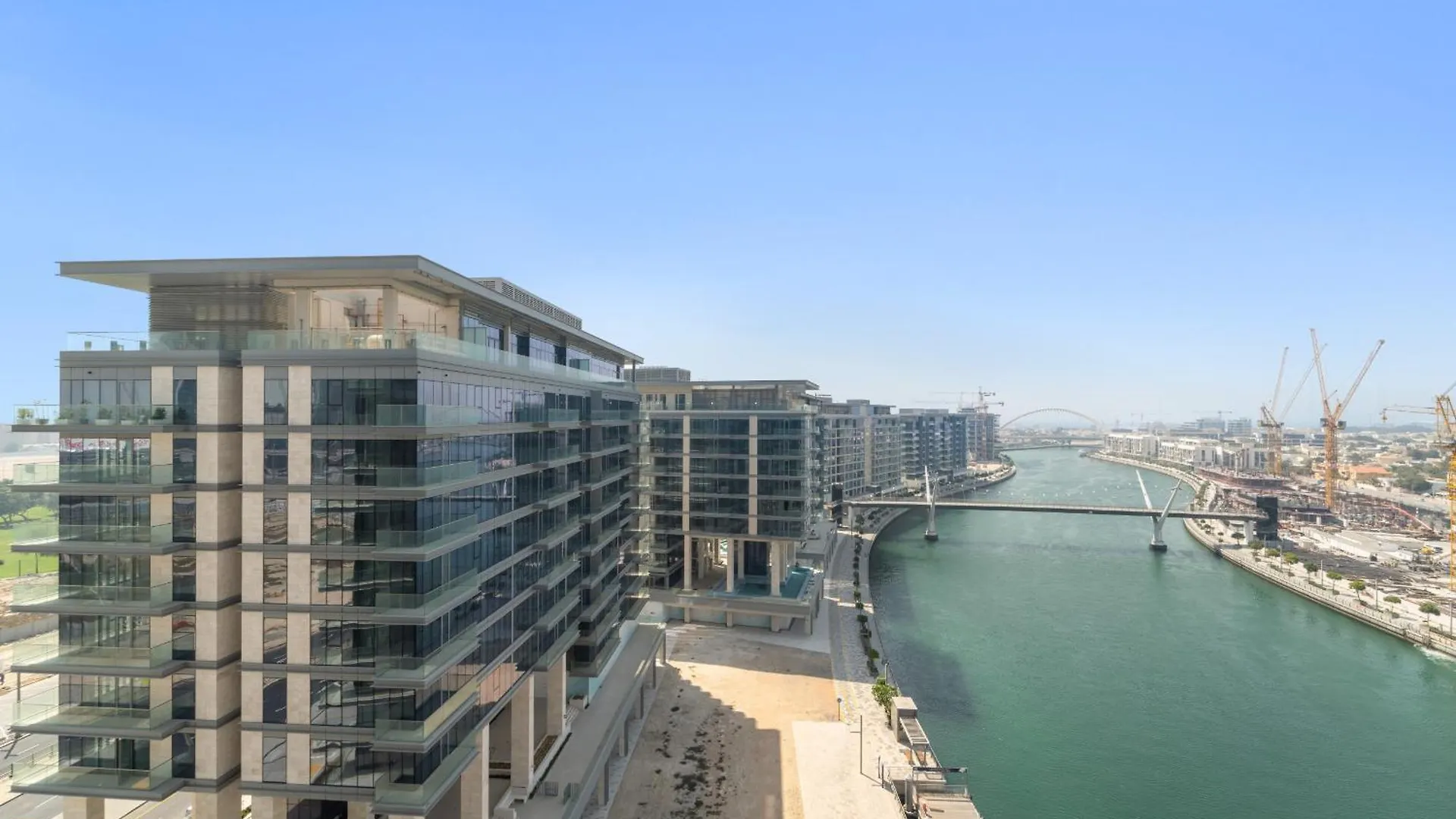 Vayk - Stylish Canal-Front 2 Bd Plus Maid In Al Wasl Dubai Apartment