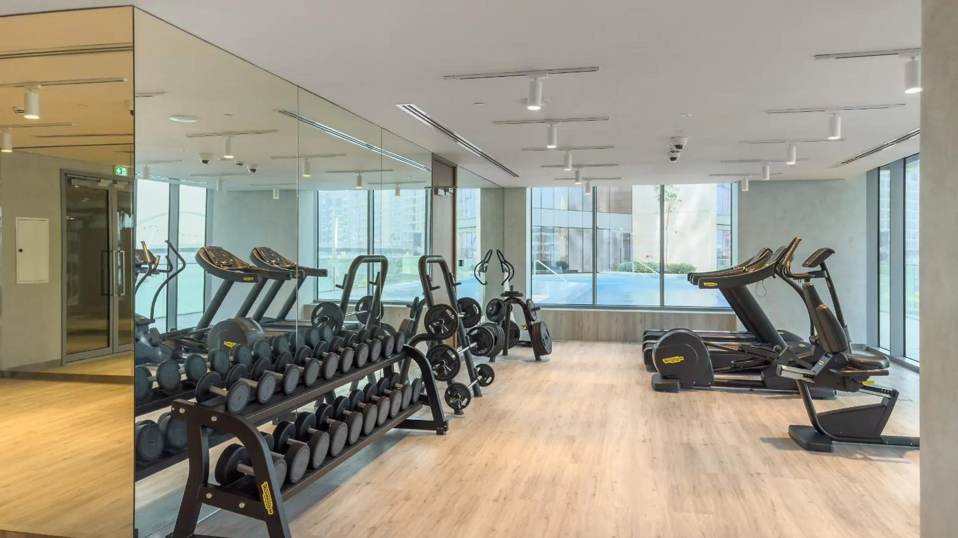 Apartman Vayk - Stylish Canal-Front 2 Bd Plus Maid In Al Wasl Dubaj